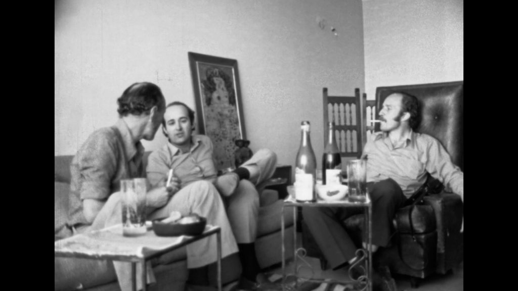 Esperando a Godoy VIMEO.mp4.00_20_36_14.Imagen fija004