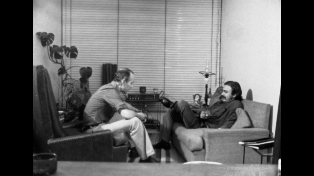 Esperando a Godoy VIMEO.mp4.00_41_19_14.Imagen fija009